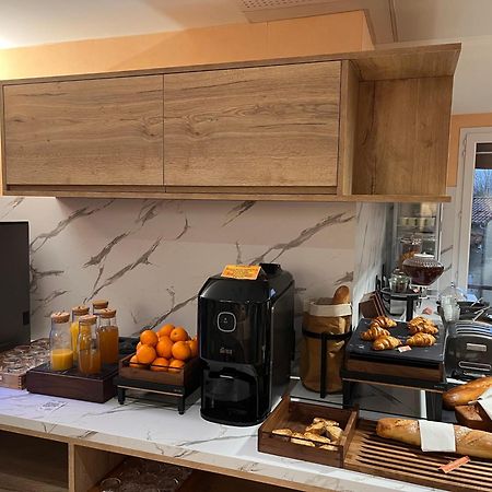 Lanarce Logis Hotel Spa Restaurant Le Provence מראה חיצוני תמונה