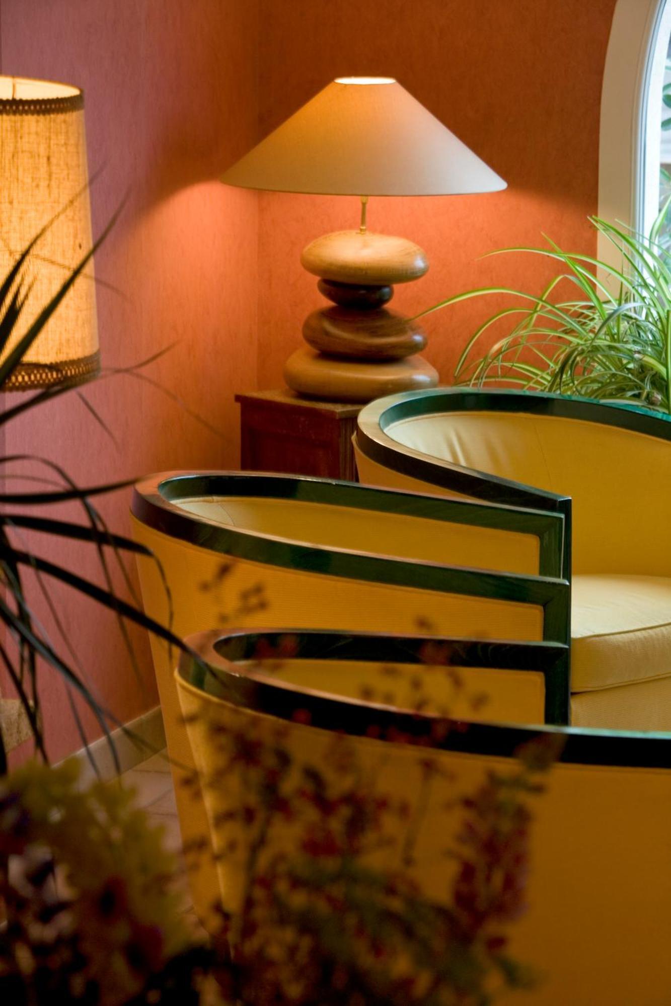 Lanarce Logis Hotel Spa Restaurant Le Provence מראה חיצוני תמונה