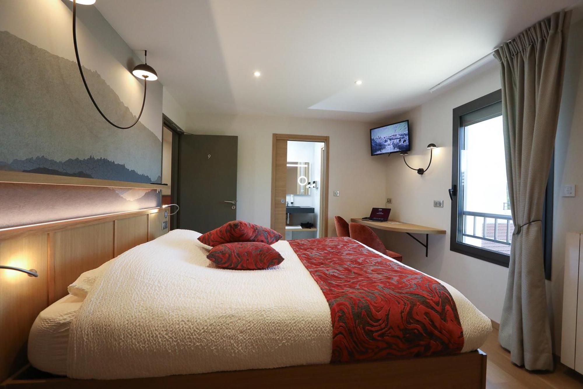 Lanarce Logis Hotel Spa Restaurant Le Provence מראה חיצוני תמונה